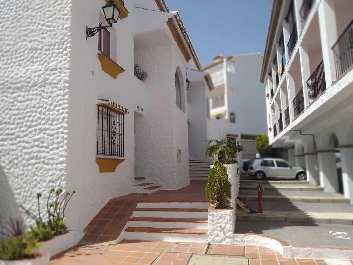 Apartament Charles White&Sweet - Ozonization Included - Ozonizacion Incluida Apartment Benalmadena 0*,  Spain